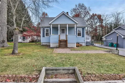 36 Peckham Road Poughkeepsie NY 12603
