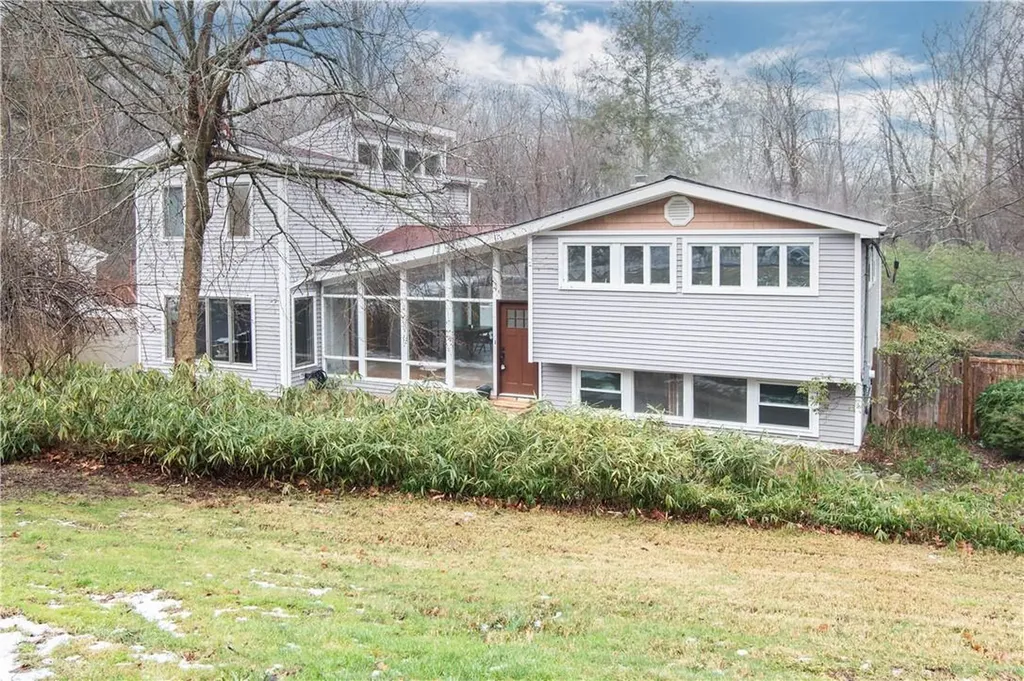 996 Barberry Road Yorktown Heights NY 10598