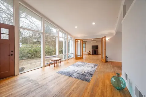 996 Barberry Road Yorktown Heights NY 10598