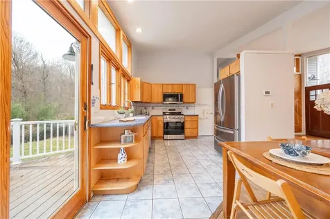 996 Barberry Road Yorktown Heights NY 10598