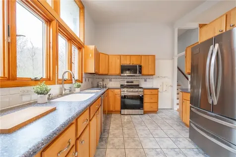 996 Barberry Road Yorktown Heights NY 10598