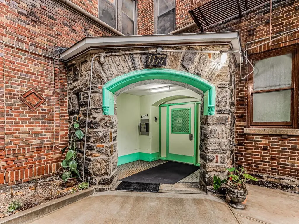 1177 Anderson Avenue Bronx NY 10452