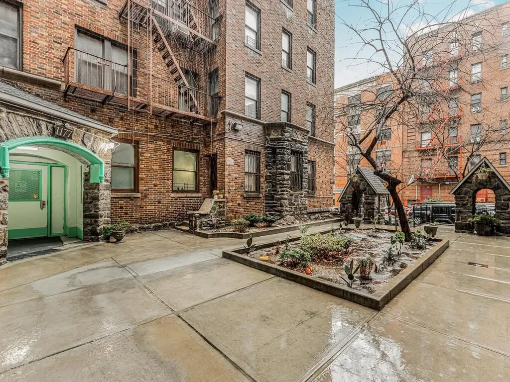 1177 Anderson Avenue Bronx NY 10452