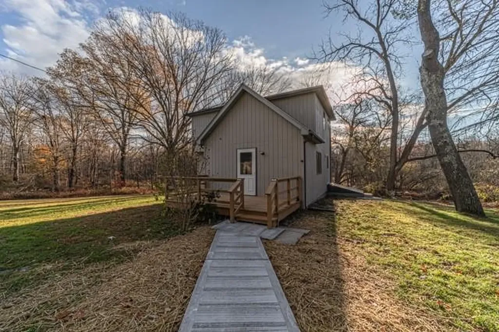 70 Pine Lane Pine Bush NY 12566