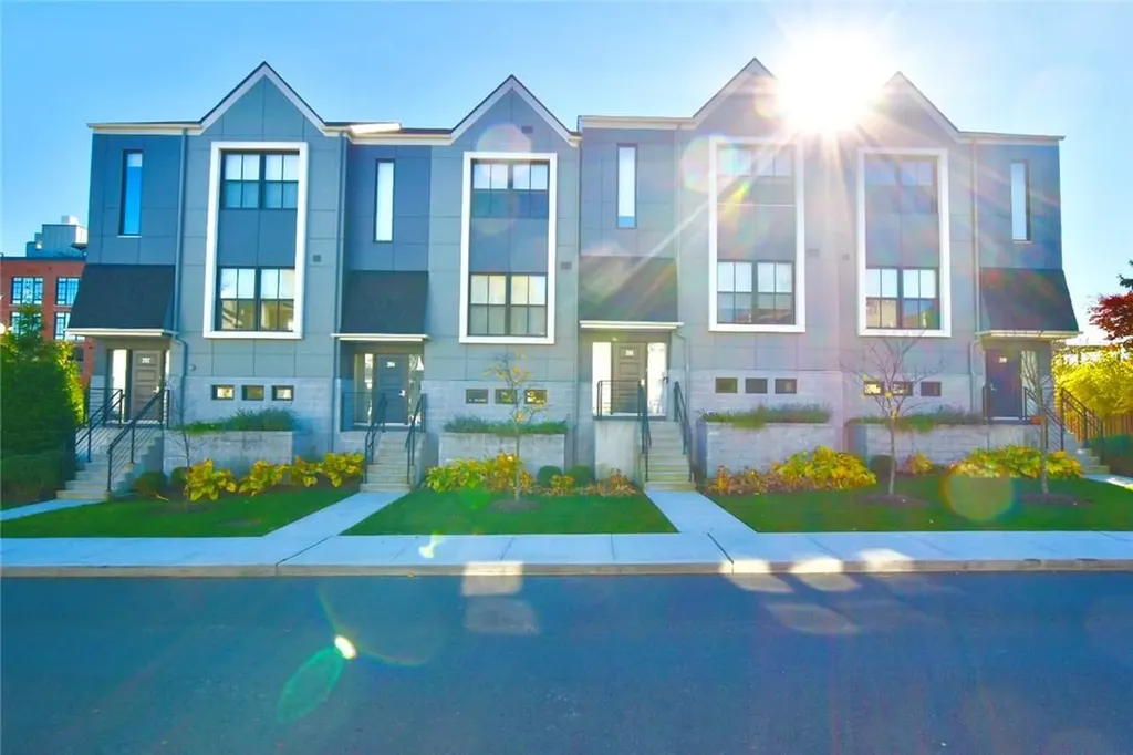 204 Waverly Avenue Mamaroneck NY 10543