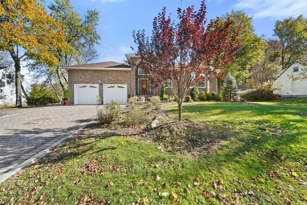 13 Spruce Lane West Nyack NY 10994