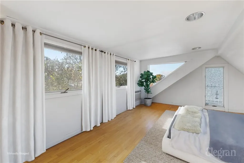 4 78th Street Brooklyn NY 11209