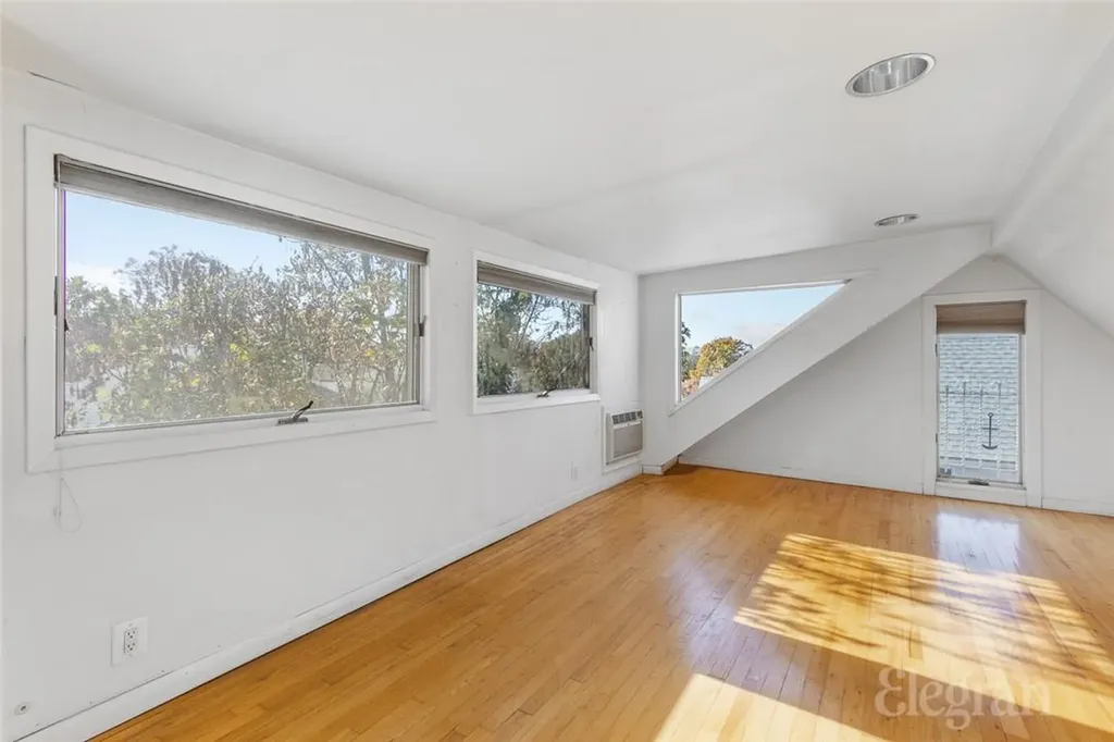4 78th Street Brooklyn NY 11209