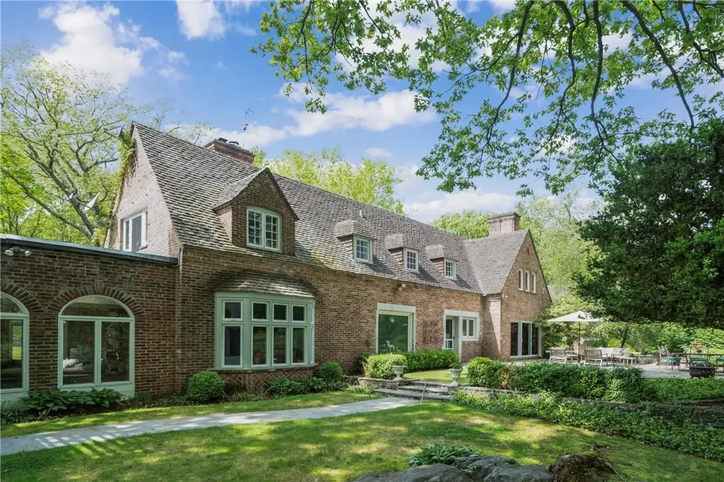 25 Winfield Avenue Harrison NY 10528