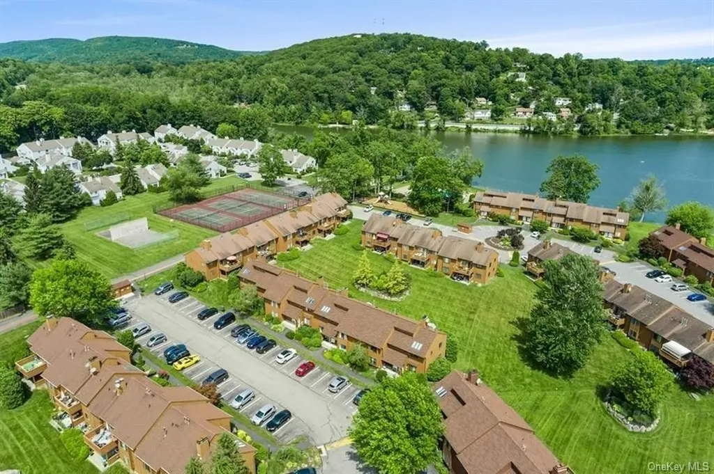 581 Panorama Drive Mohegan Lake NY 10547