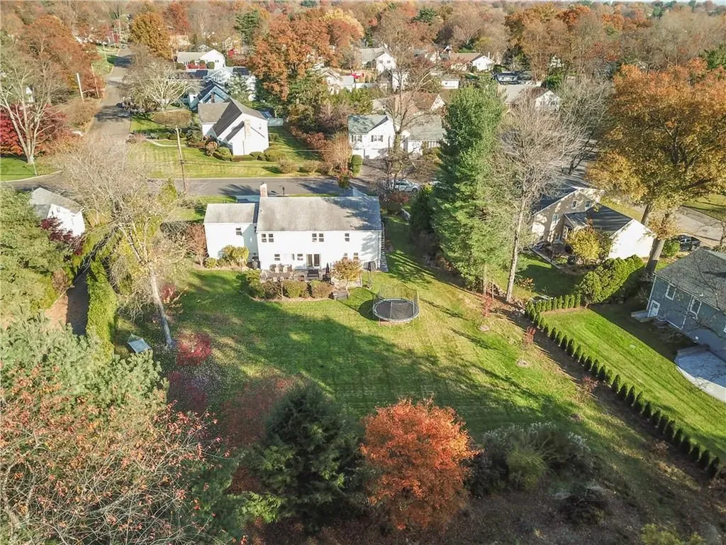 184 Stuart Drive New Rochelle NY 10804