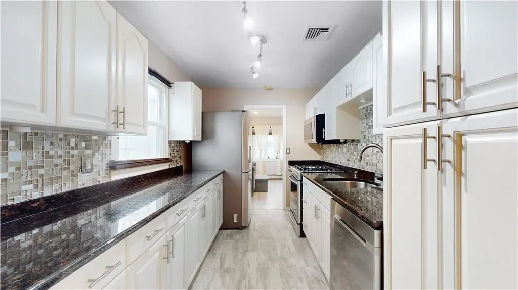 29 Rela Avenue Haverstraw NY 10927