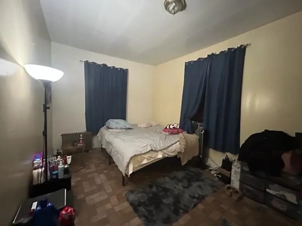 110 E 198th Street Bronx NY 10468
