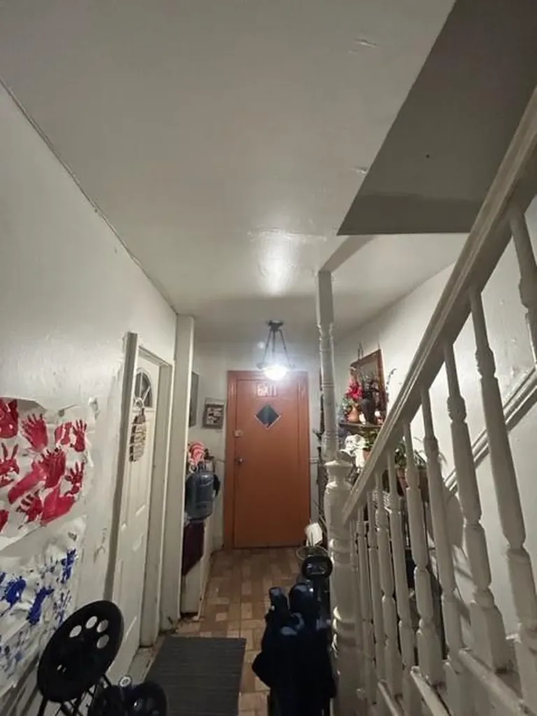 110 E 198th Street Bronx NY 10468
