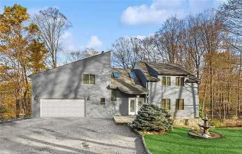 238 Barger Street Putnam Valley NY 10579