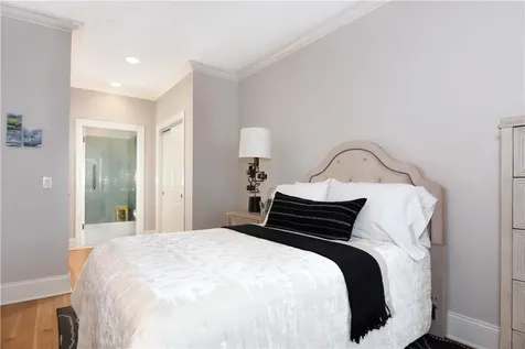 18 Rivers Edge Drive Tarrytown NY 10591