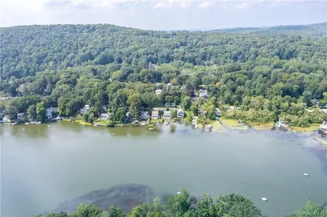 24 Cove Road South Salem NY 10590