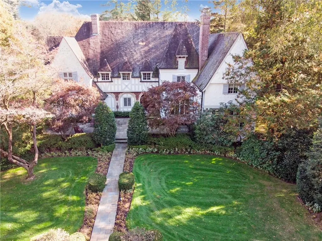 48 Hampton Road Scarsdale NY 10583