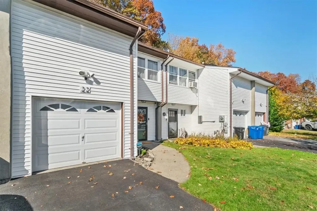 22 Fitzgerald Court Monroe NY 10950