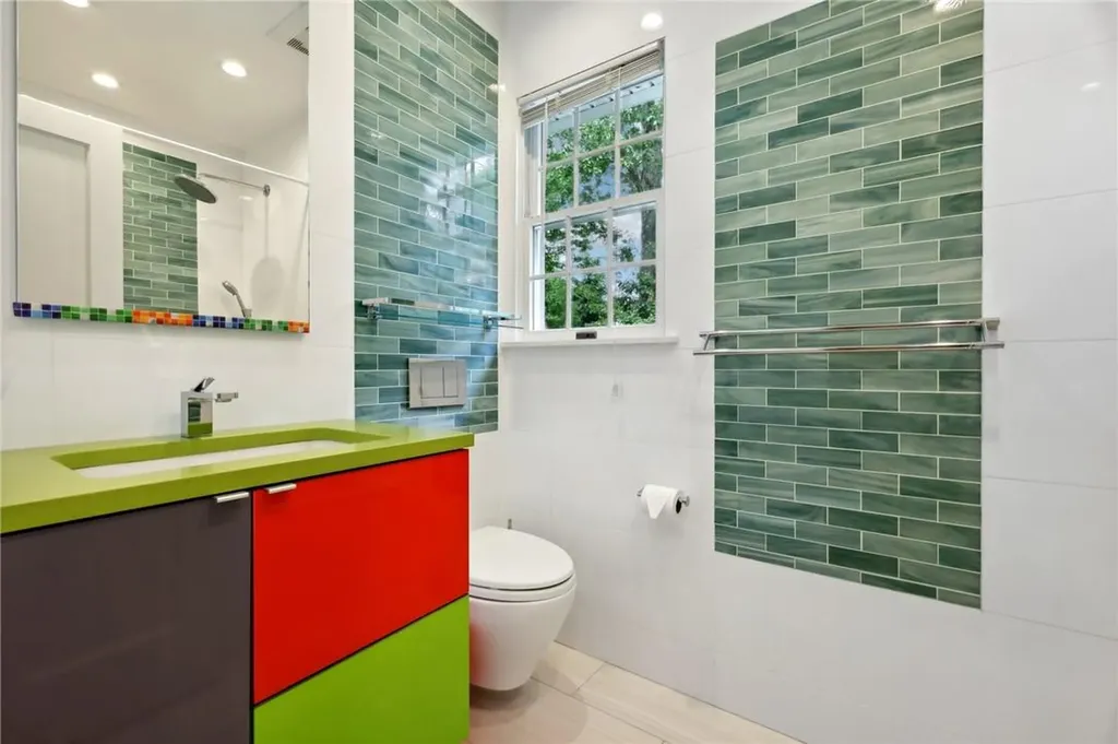 98 Sparrow Lane Pearl River NY 10965