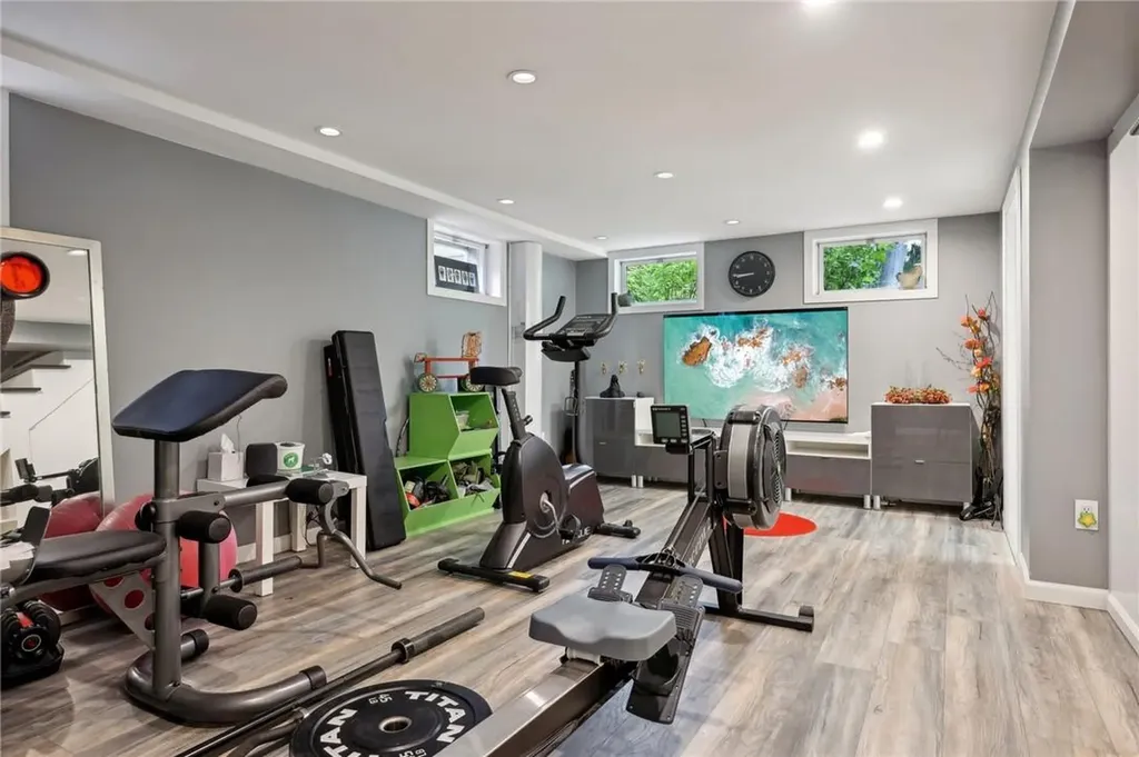 98 Sparrow Lane Pearl River NY 10965