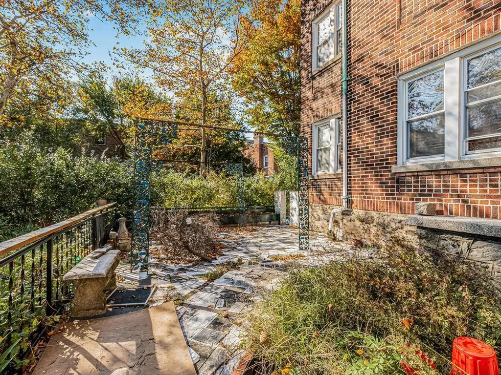 1850 Billingsley Terrace Bronx NY 10453