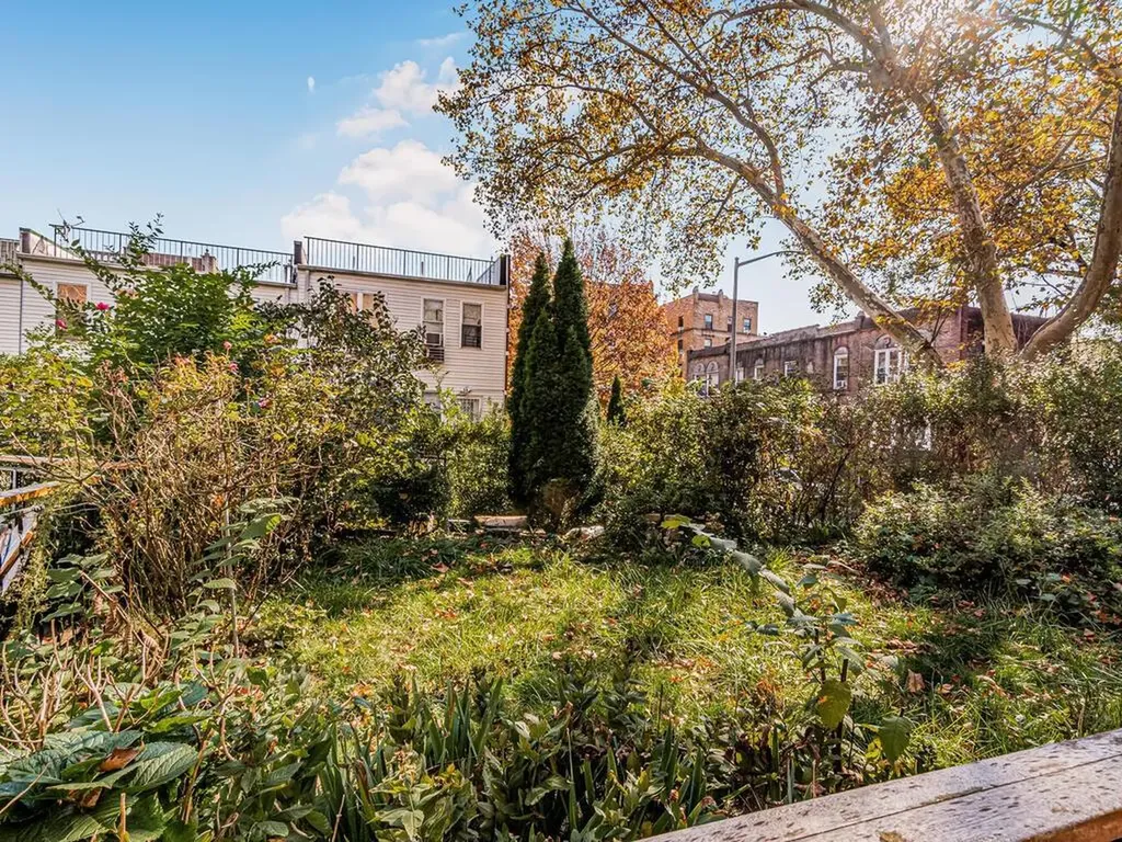 1850 Billingsley Terrace Bronx NY 10453