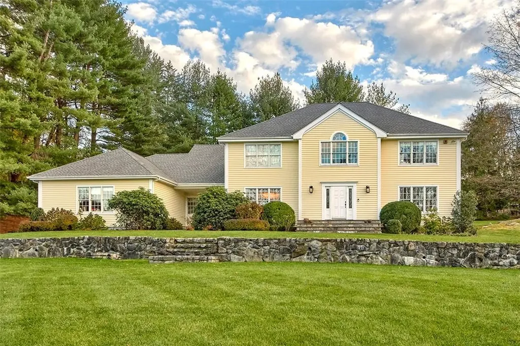 2 Sunset Drive Chappaqua NY 10514