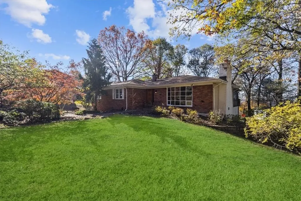 12 Alpine Drive Hopewell Junction NY 12533