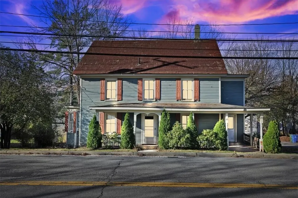 142 N Main Street Florida NY 10921