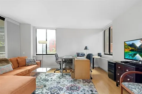 140 Charles Street New York (manhattan) NY 10014