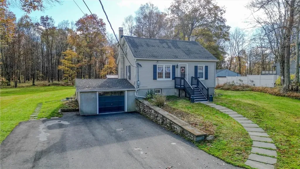 38 Youngblood Road Montgomery NY 12549