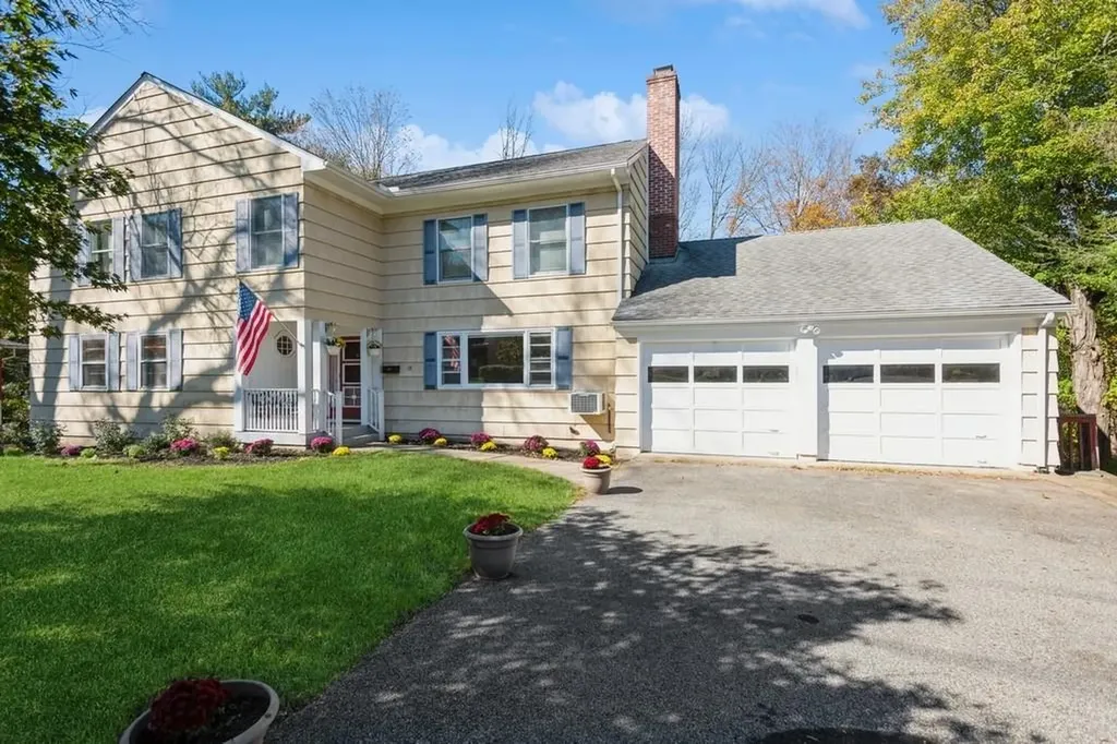 18 Langeland Drive Mount Kisco NY 10549