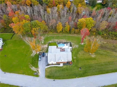 8 Balmoral Court Poughkeepsie NY 12603