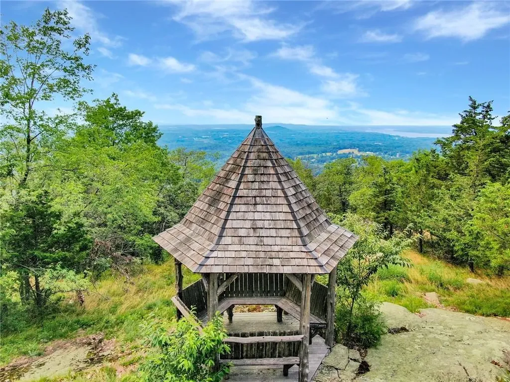 12 Mountain Brook Road Cornwall NY 12518