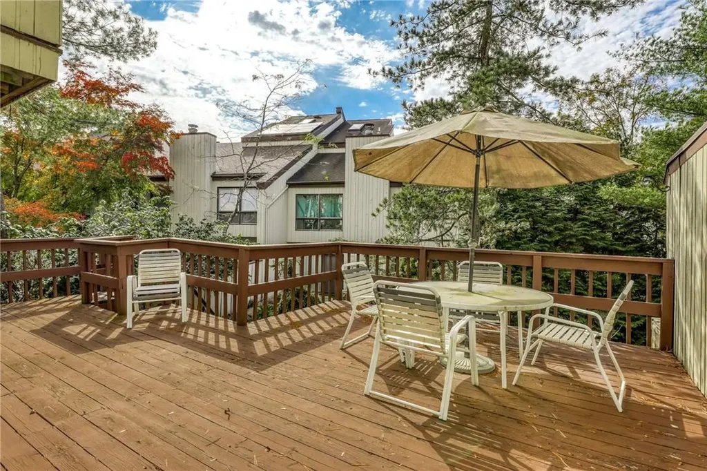 9 Bannock Court Suffern NY 10901