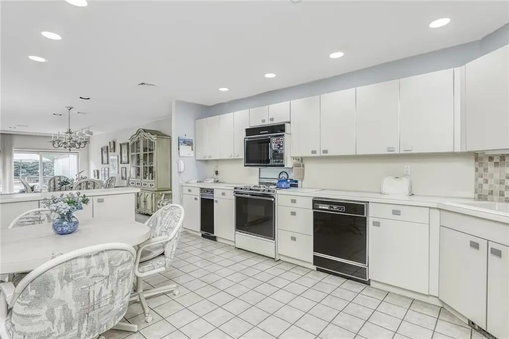 9 Bannock Court Suffern NY 10901