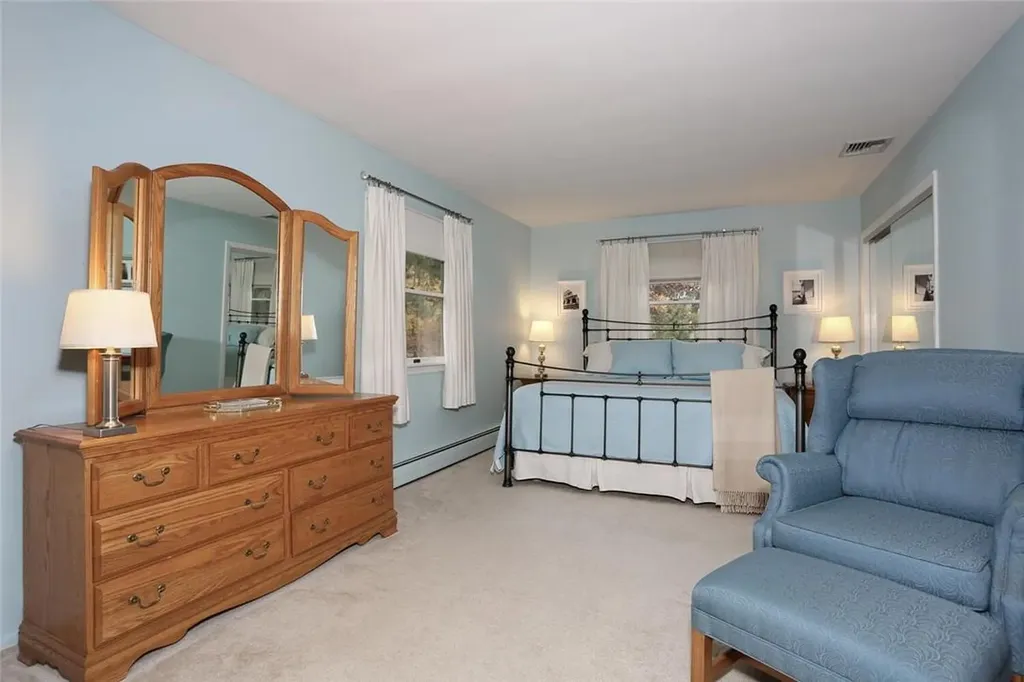 142 Pineview Avenue Bardonia NY 10954