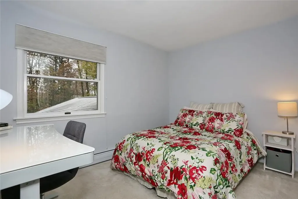 142 Pineview Avenue Bardonia NY 10954
