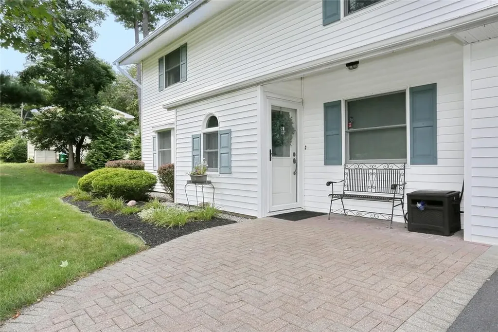 142 Pineview Avenue Bardonia NY 10954