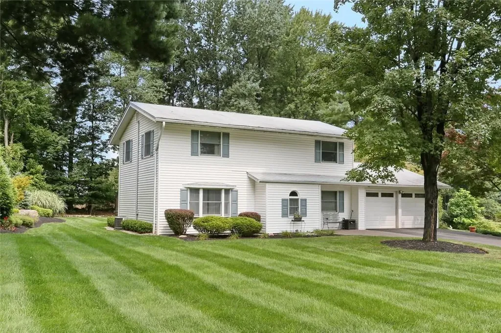 142 Pineview Avenue Bardonia NY 10954