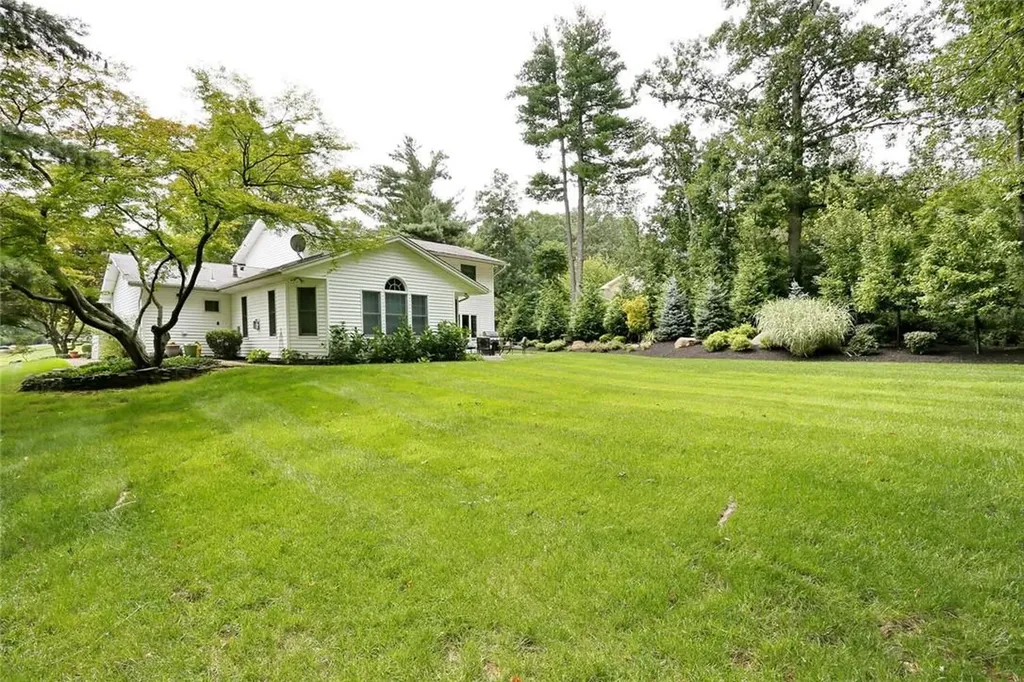 142 Pineview Avenue Bardonia NY 10954