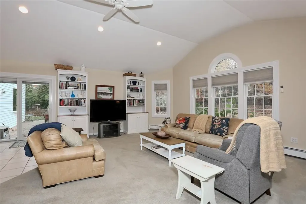 142 Pineview Avenue Bardonia NY 10954