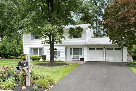 142 Pineview Avenue Bardonia NY 10954