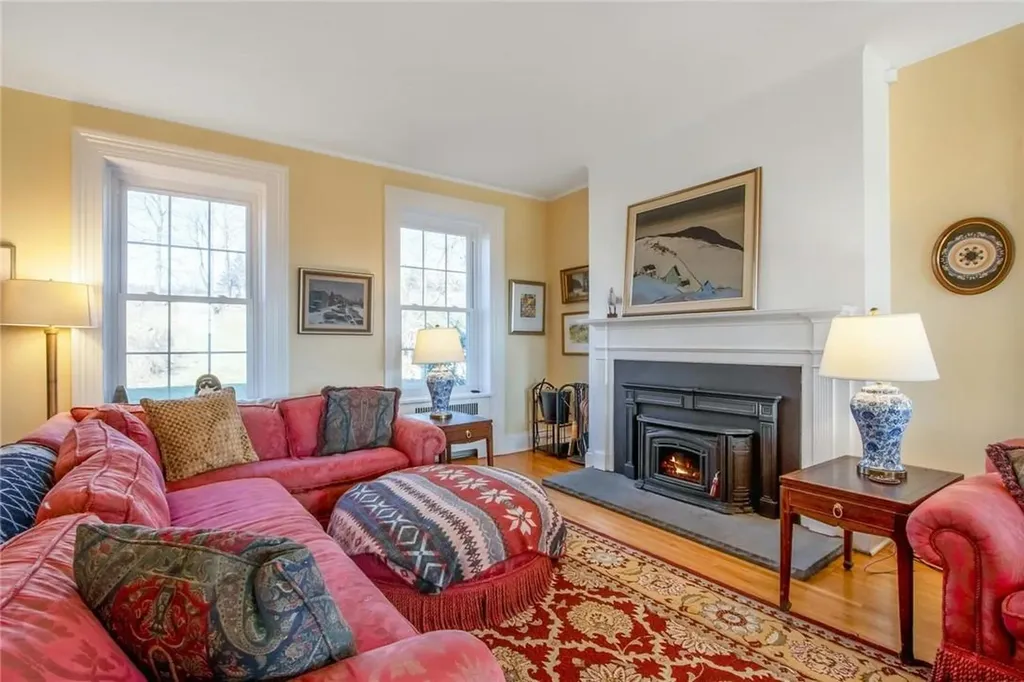 6 Silvertail Road Chester NY 10918