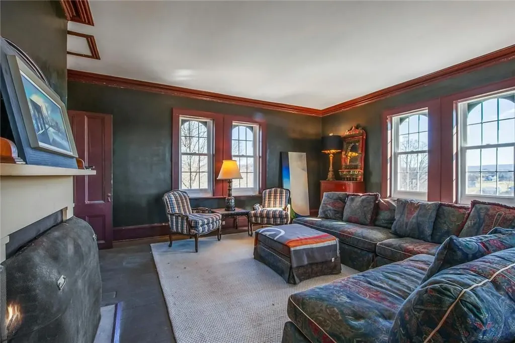 6 Silvertail Road Chester NY 10918