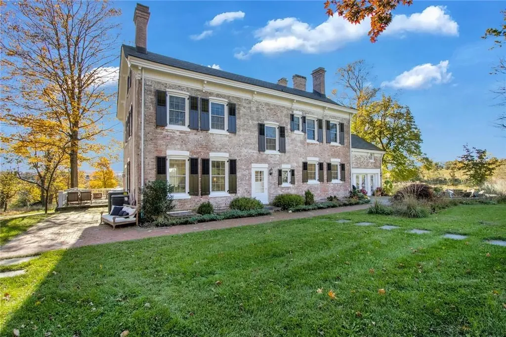 6 Silvertail Road Chester NY 10918