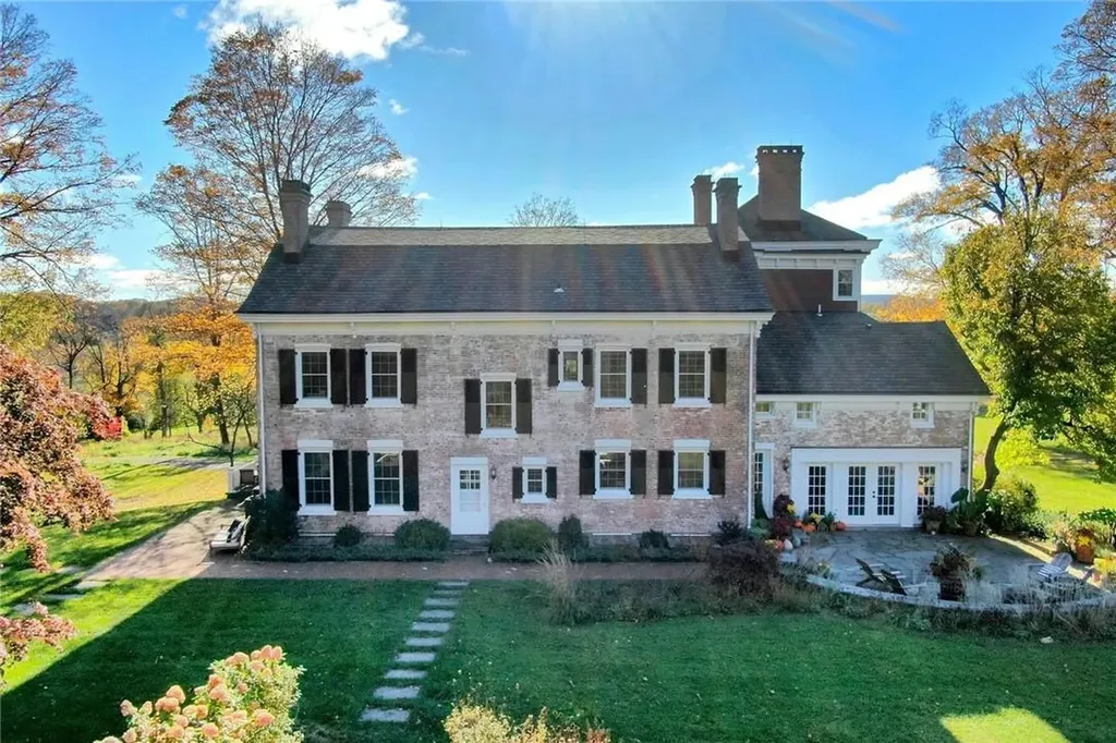 6 Silvertail Road Chester NY 10918