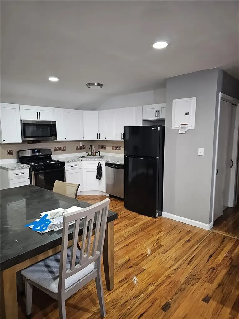 4082 Monticello Avenue Bronx NY 10466