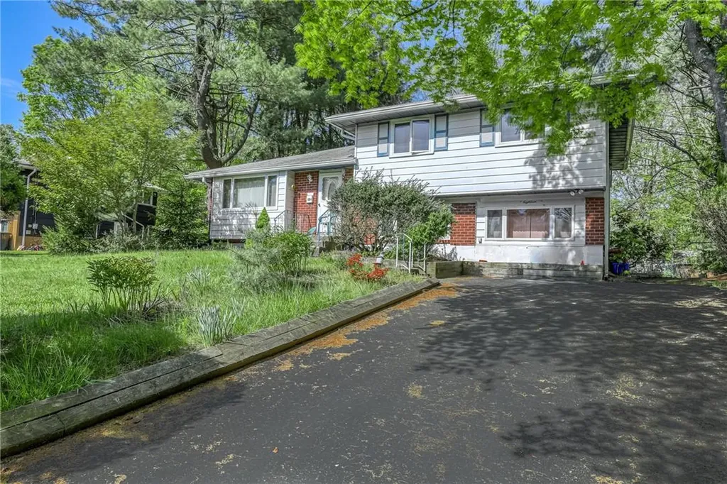18 Overhill Road Monsey NY 10952